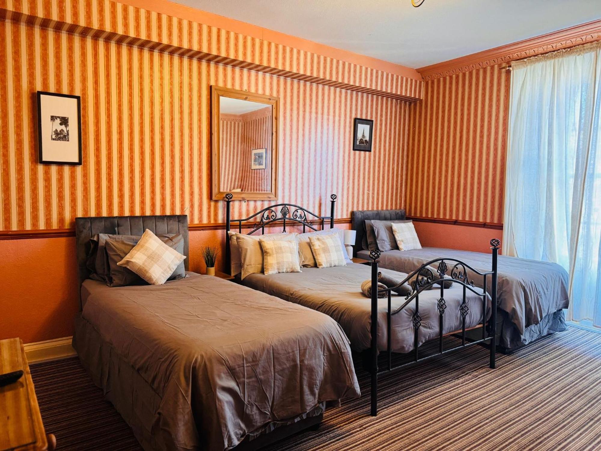 Edinburgh Travel Guest House Extérieur photo