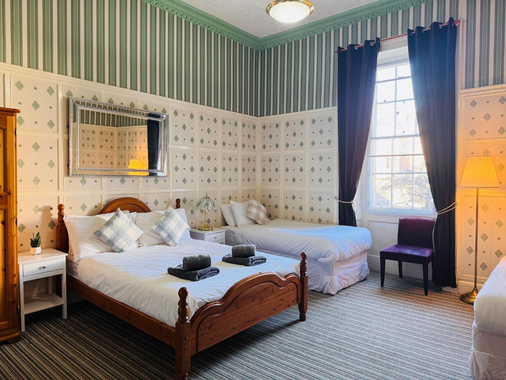 Edinburgh Travel Guest House Extérieur photo