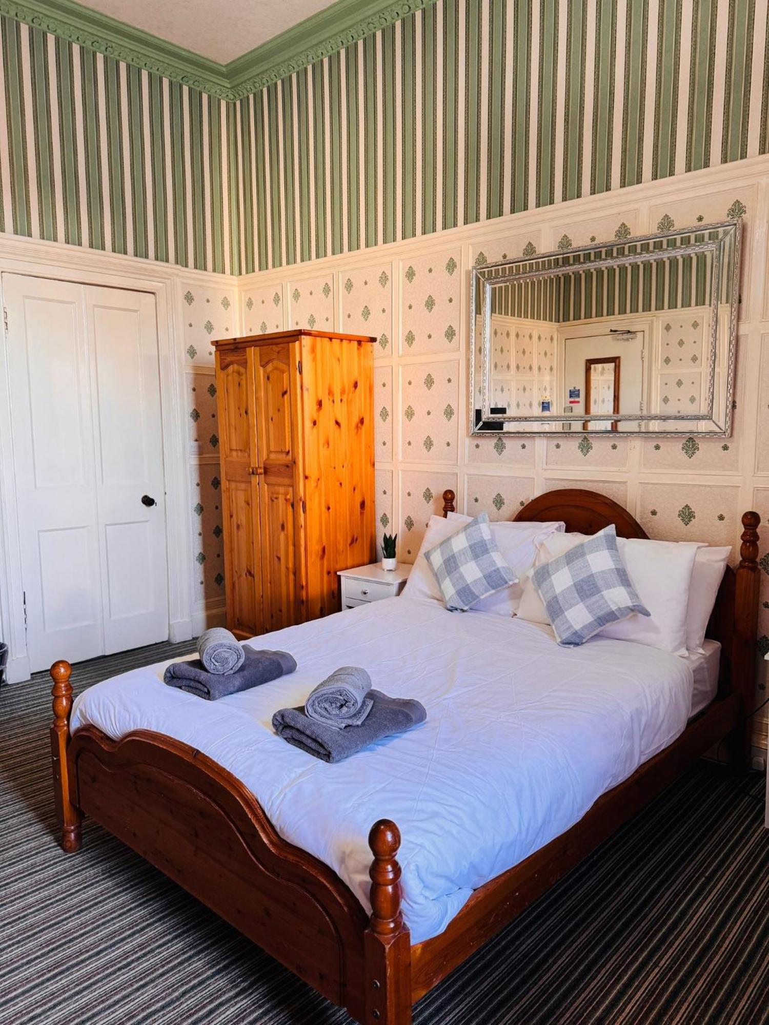 Edinburgh Travel Guest House Extérieur photo