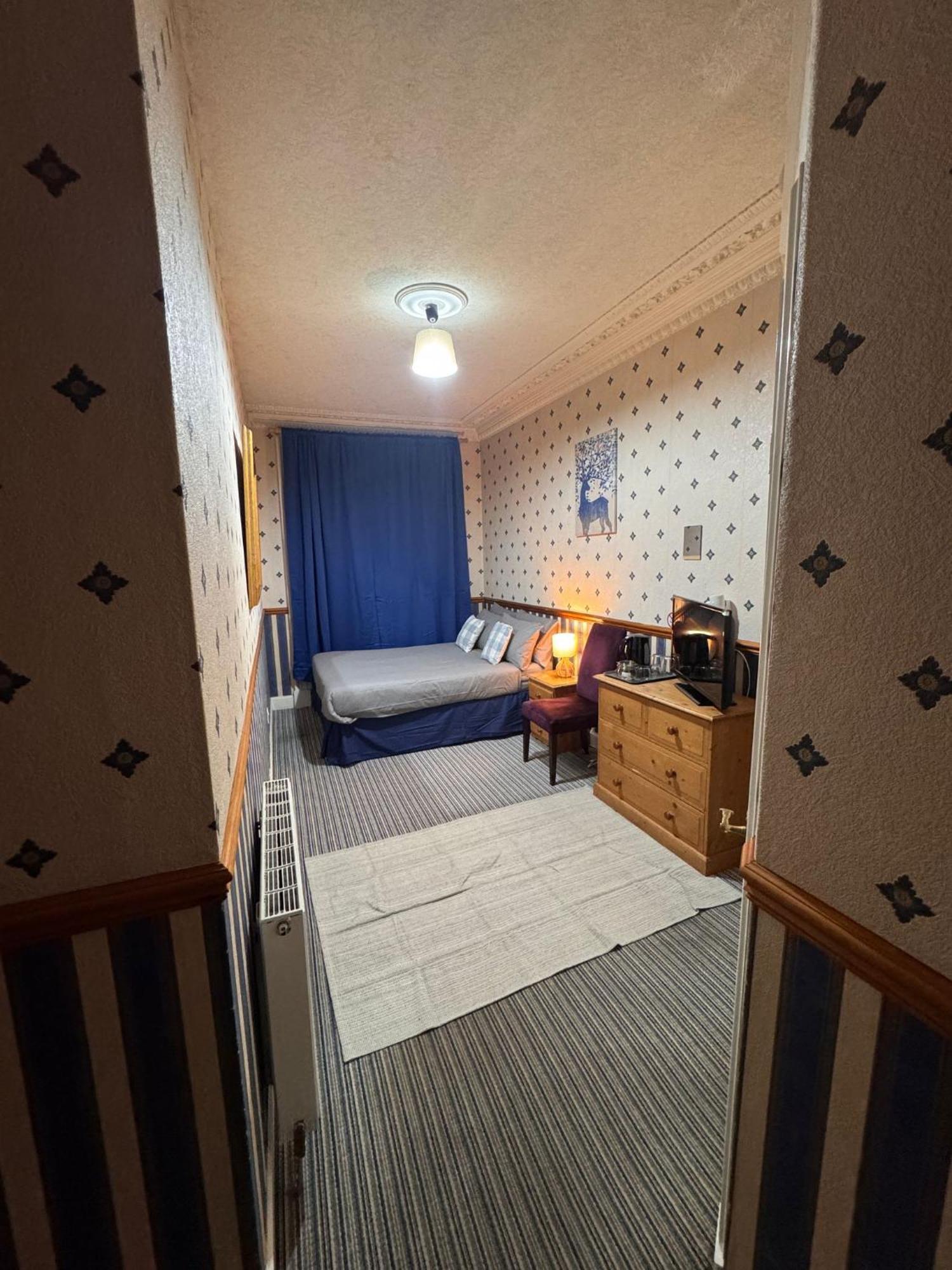 Edinburgh Travel Guest House Extérieur photo