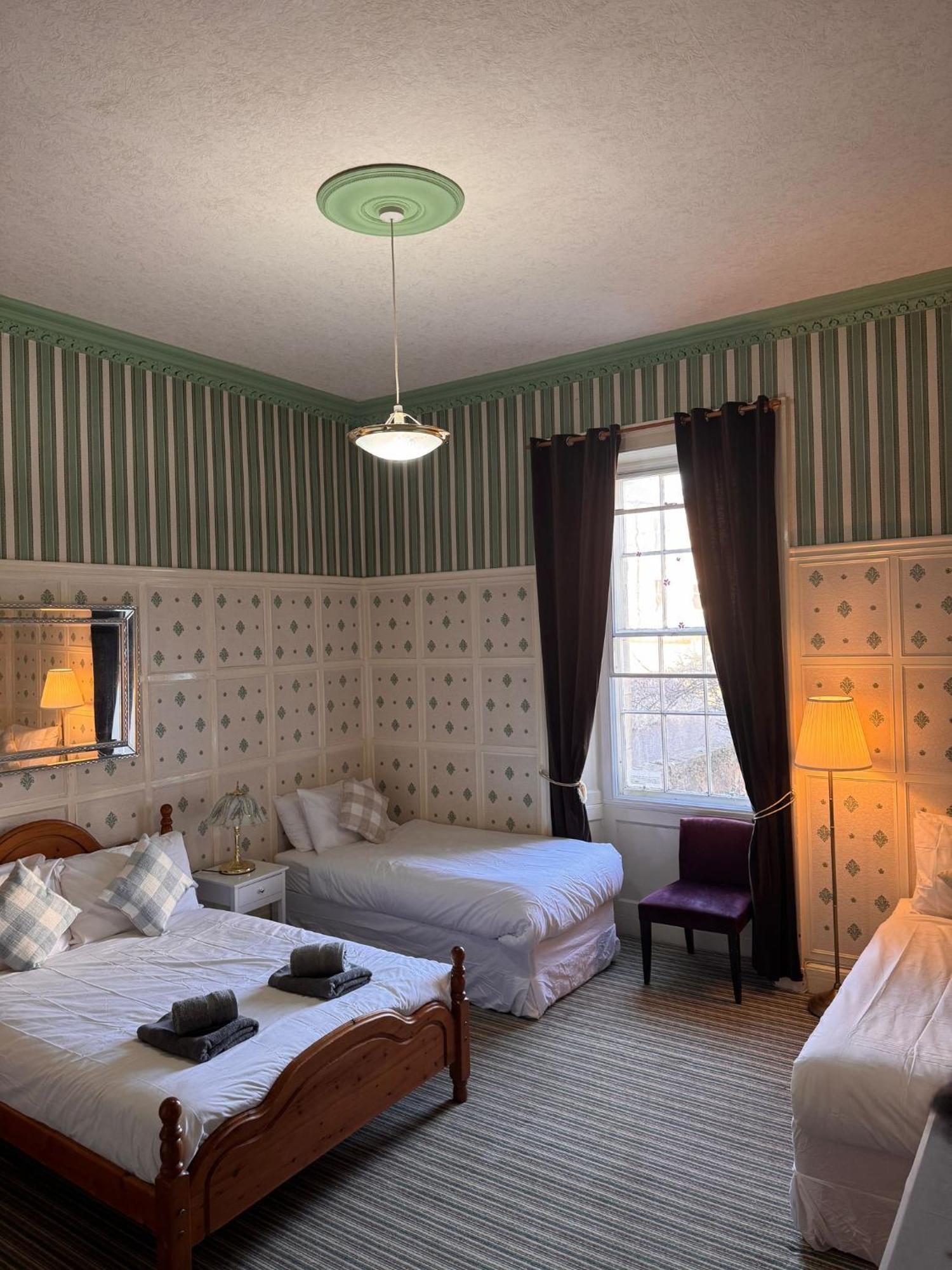 Edinburgh Travel Guest House Extérieur photo