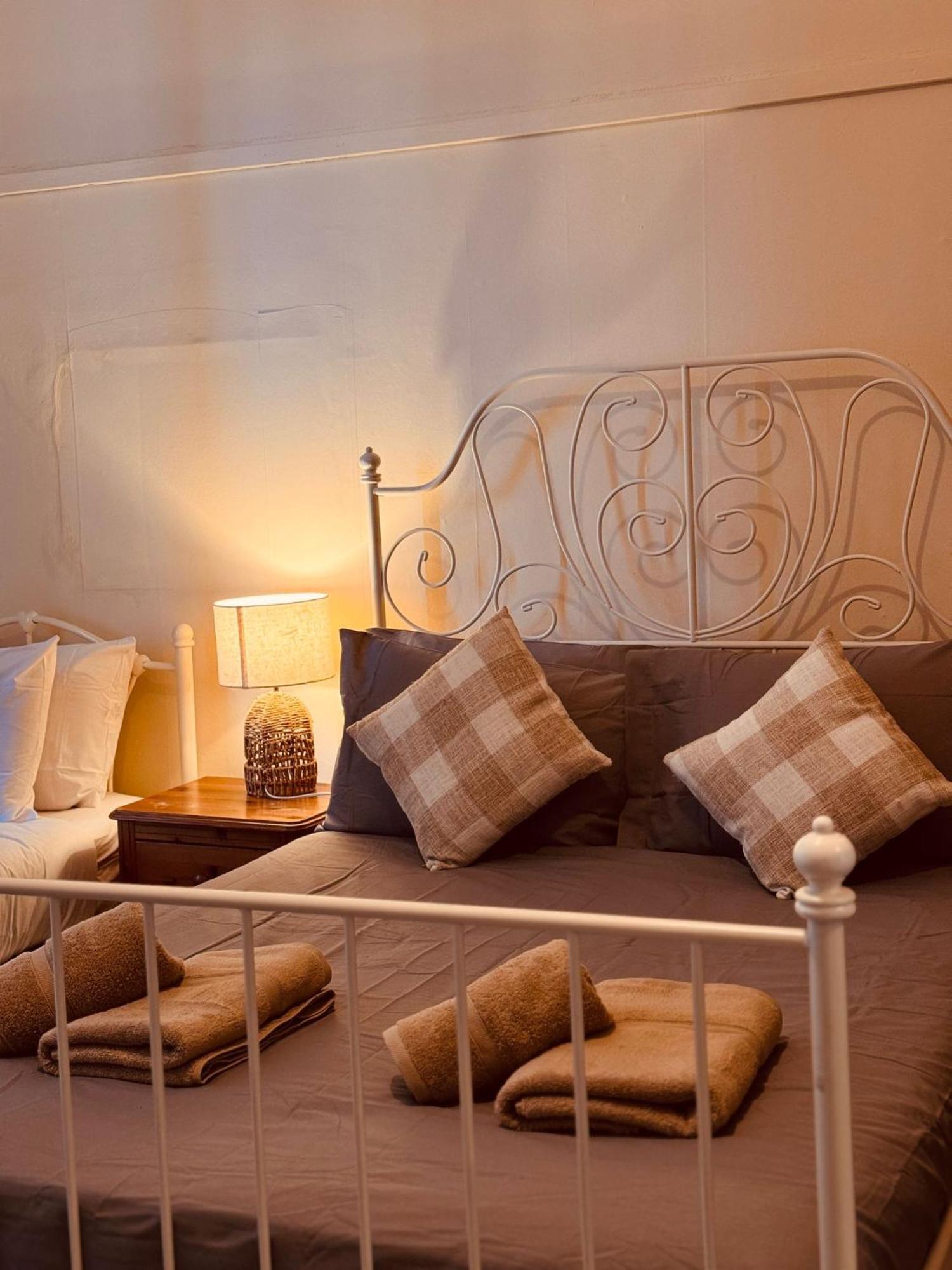 Edinburgh Travel Guest House Extérieur photo