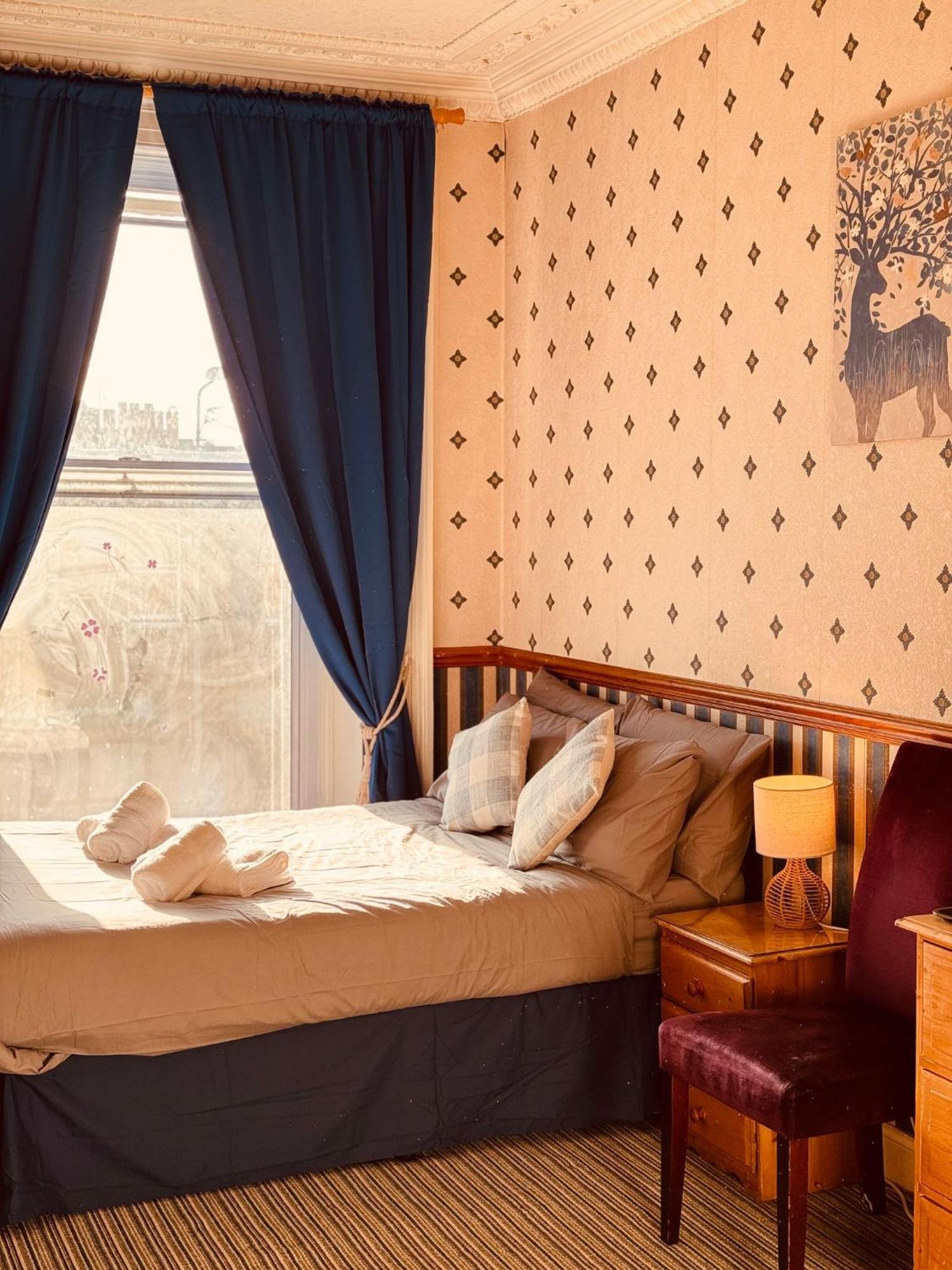 Edinburgh Travel Guest House Extérieur photo