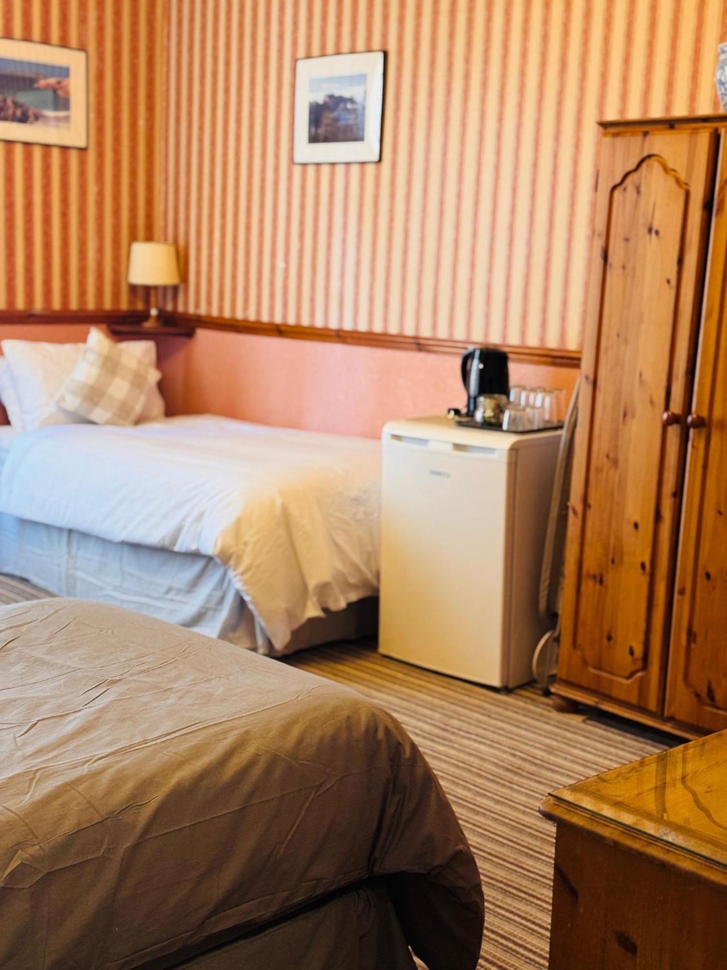Edinburgh Travel Guest House Extérieur photo
