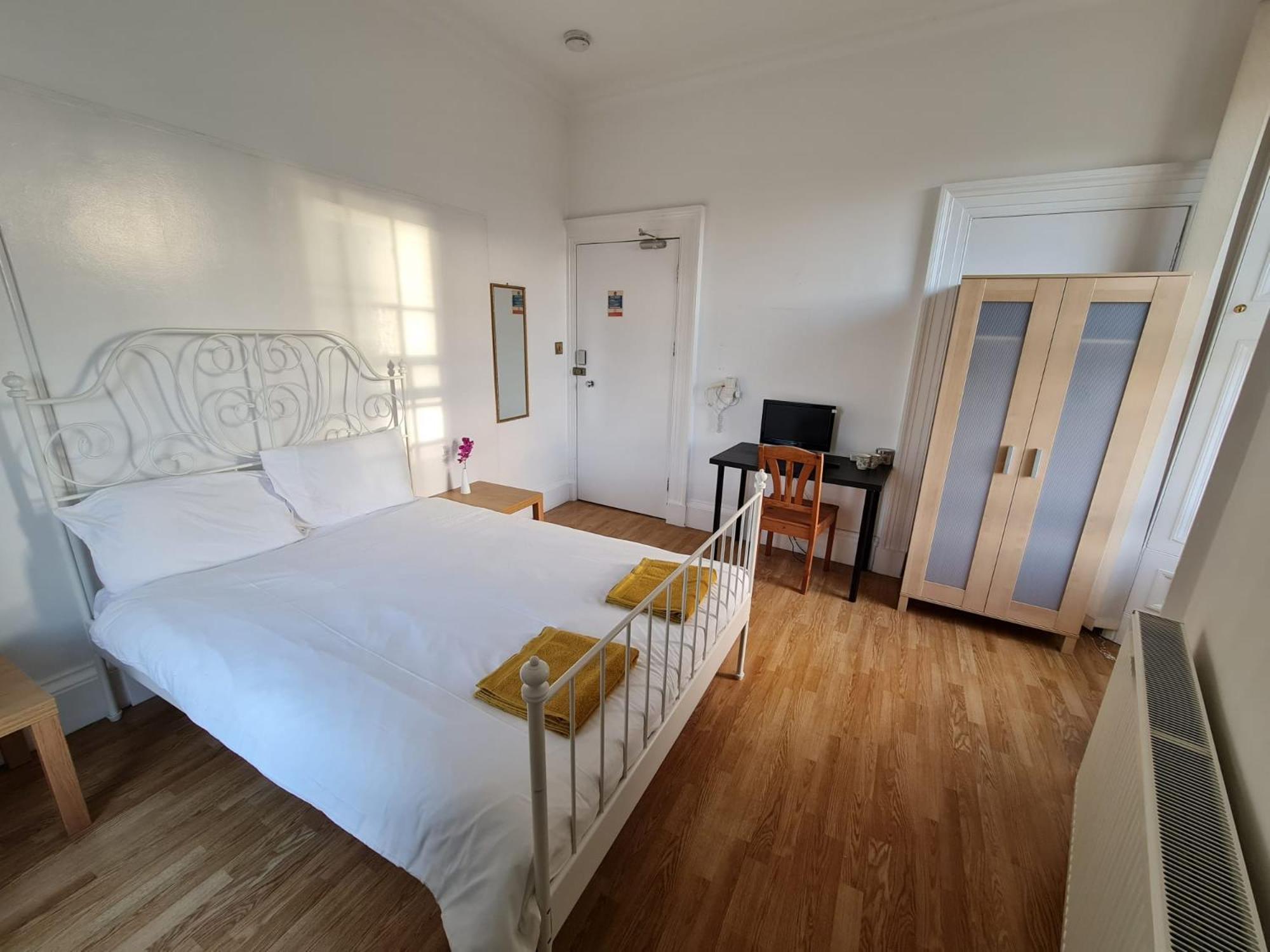 Edinburgh Travel Guest House Extérieur photo