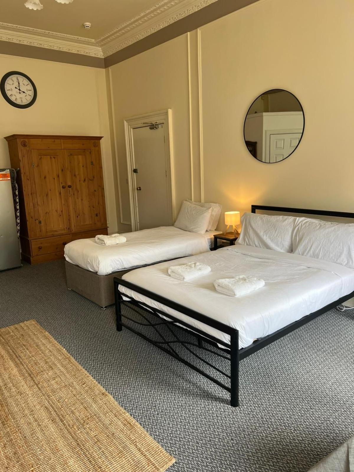 Edinburgh Travel Guest House Extérieur photo